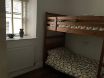 Bunk bedroom,