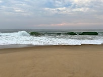 Clean beach -great waves!