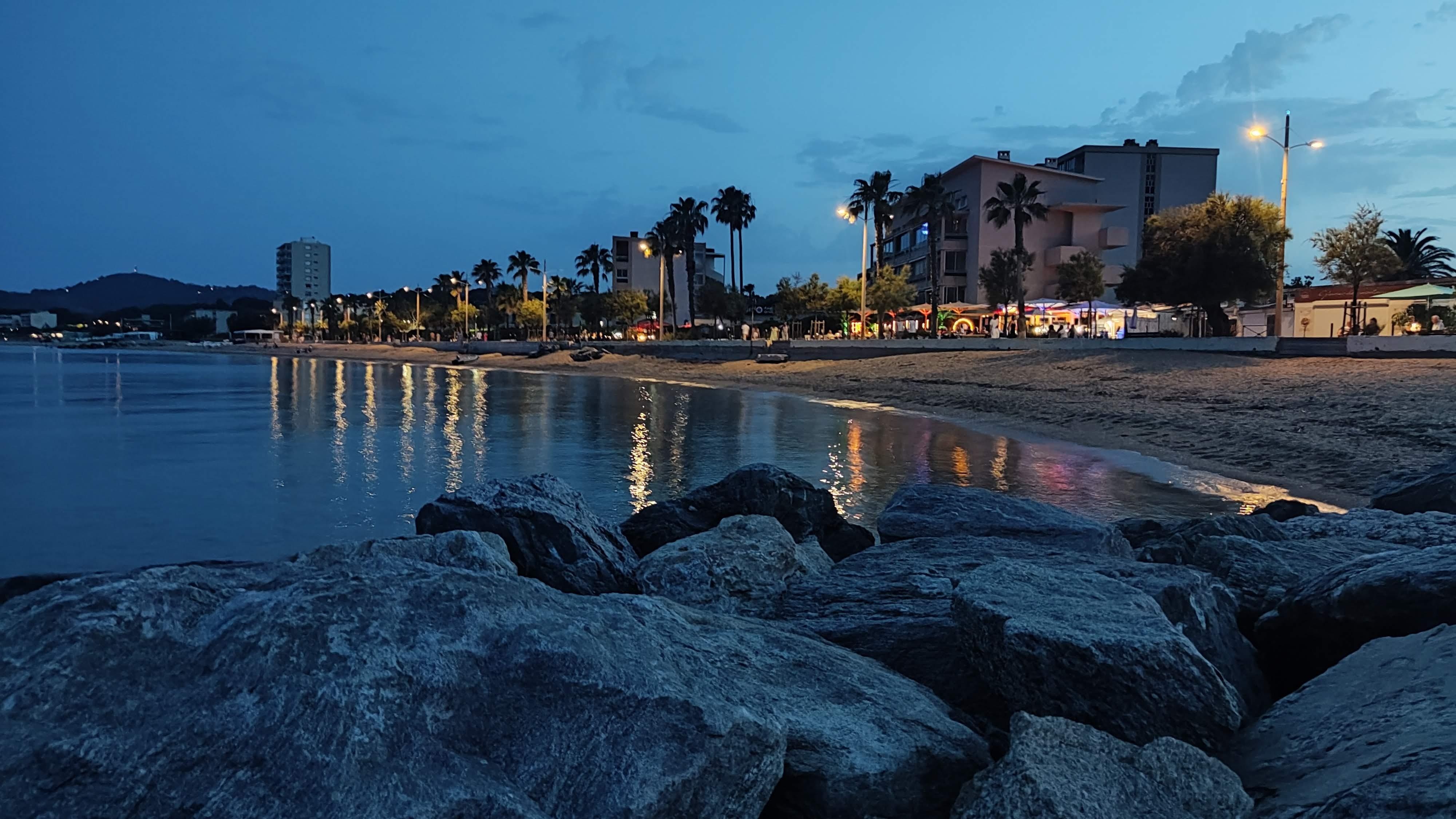 Abendstimmung am Strand Le Lavandu