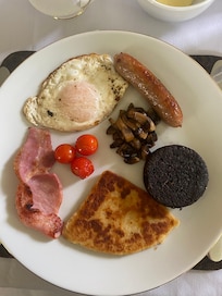 Traditional Scottish breakfast