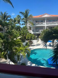 The pool right outside