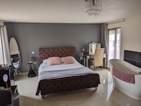 Large clean room