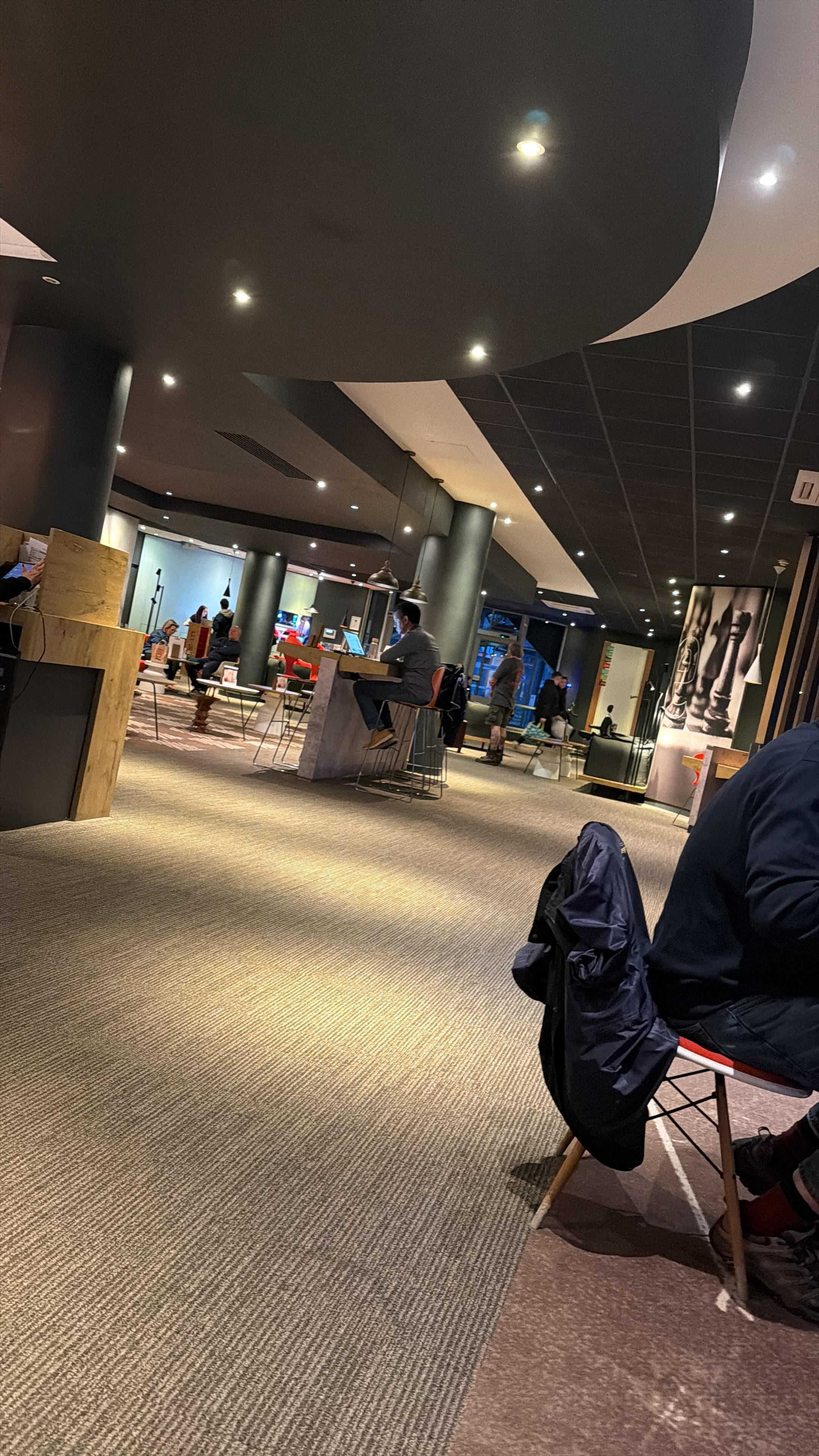 Reception/foyer -restaurant area