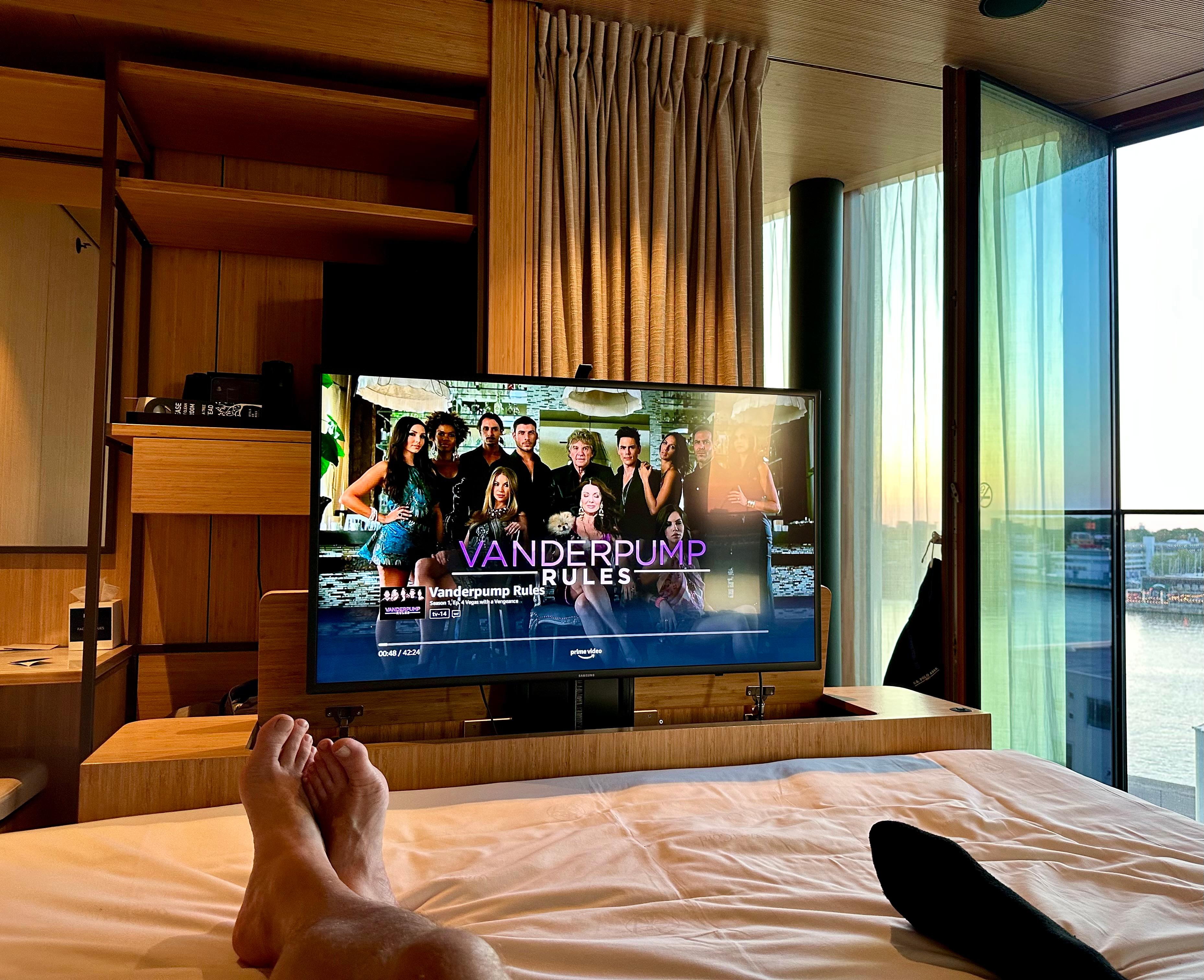 Pop up tv you can stream funstuff ;)