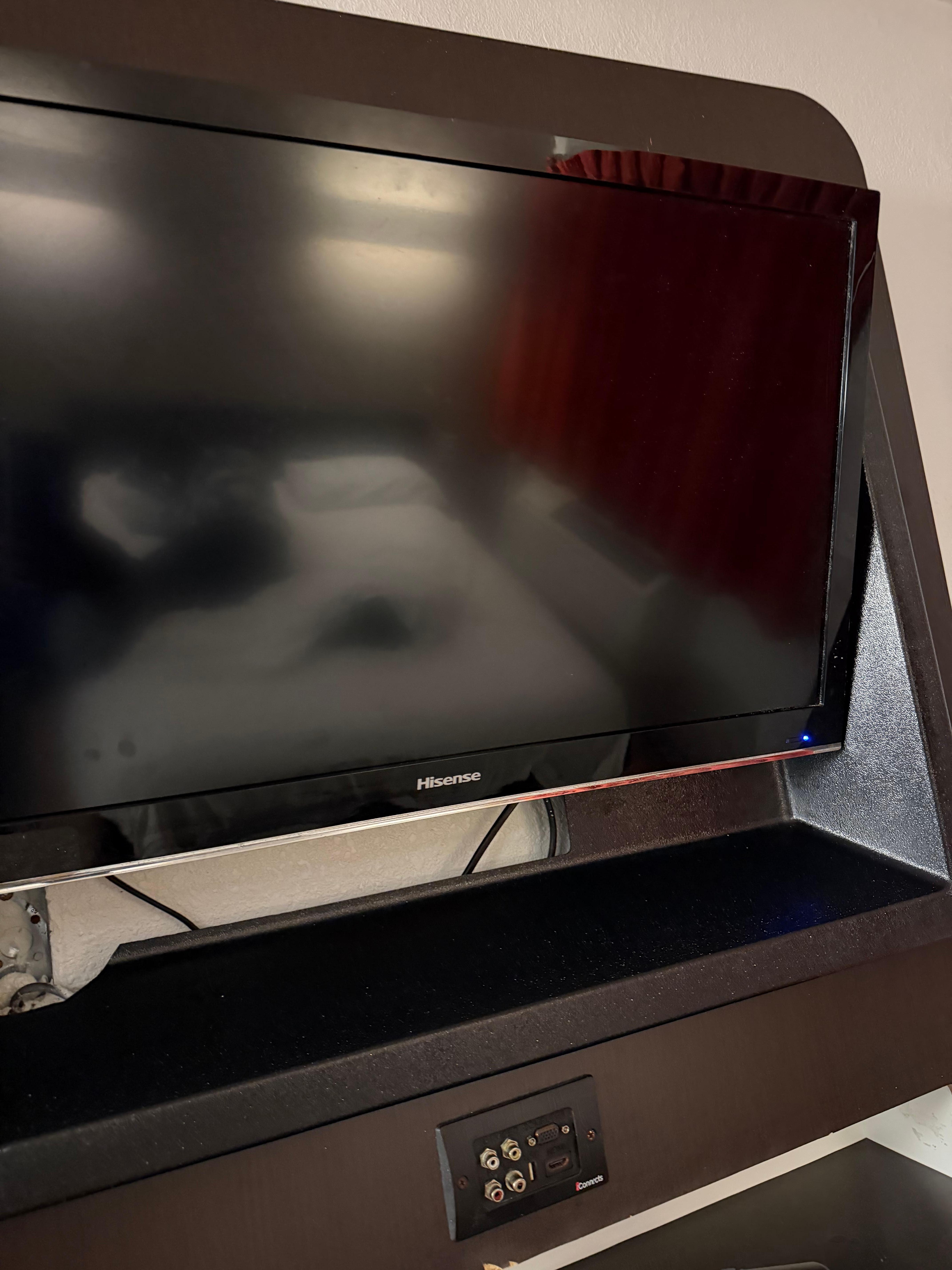 Tv didn’t work no picture but sound 