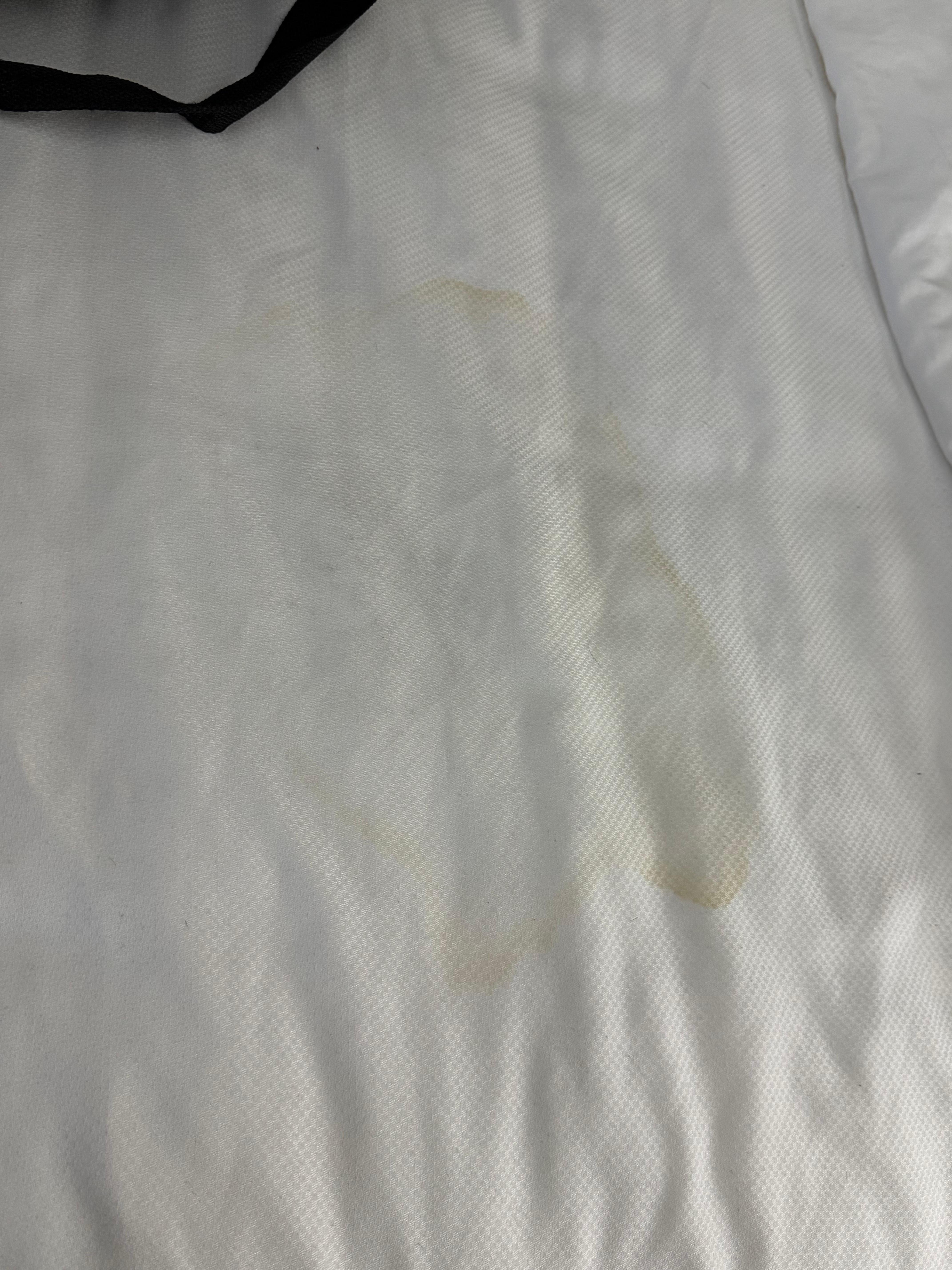 Coffee stain immediately after checking in.