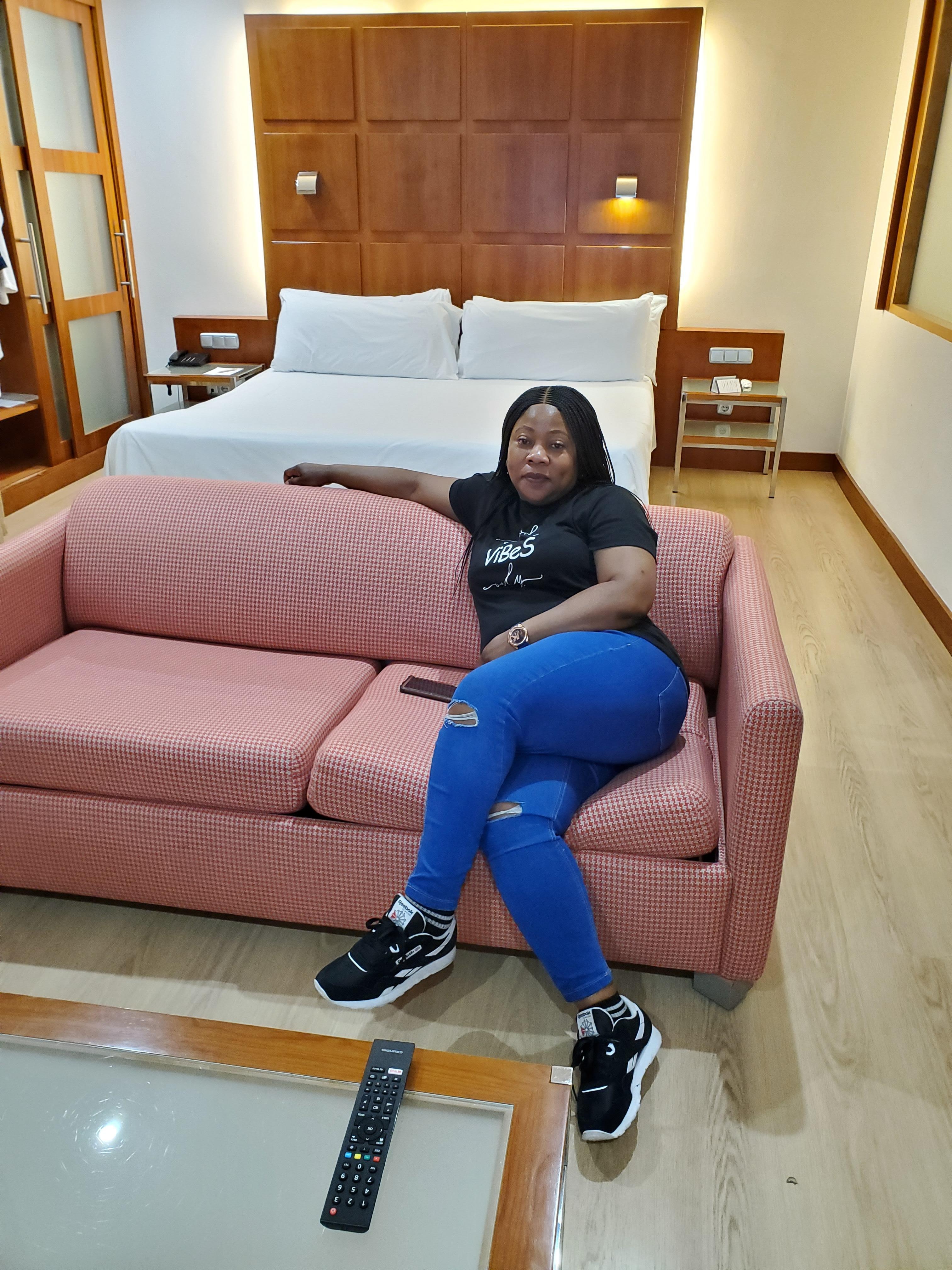 Wifey just settling in