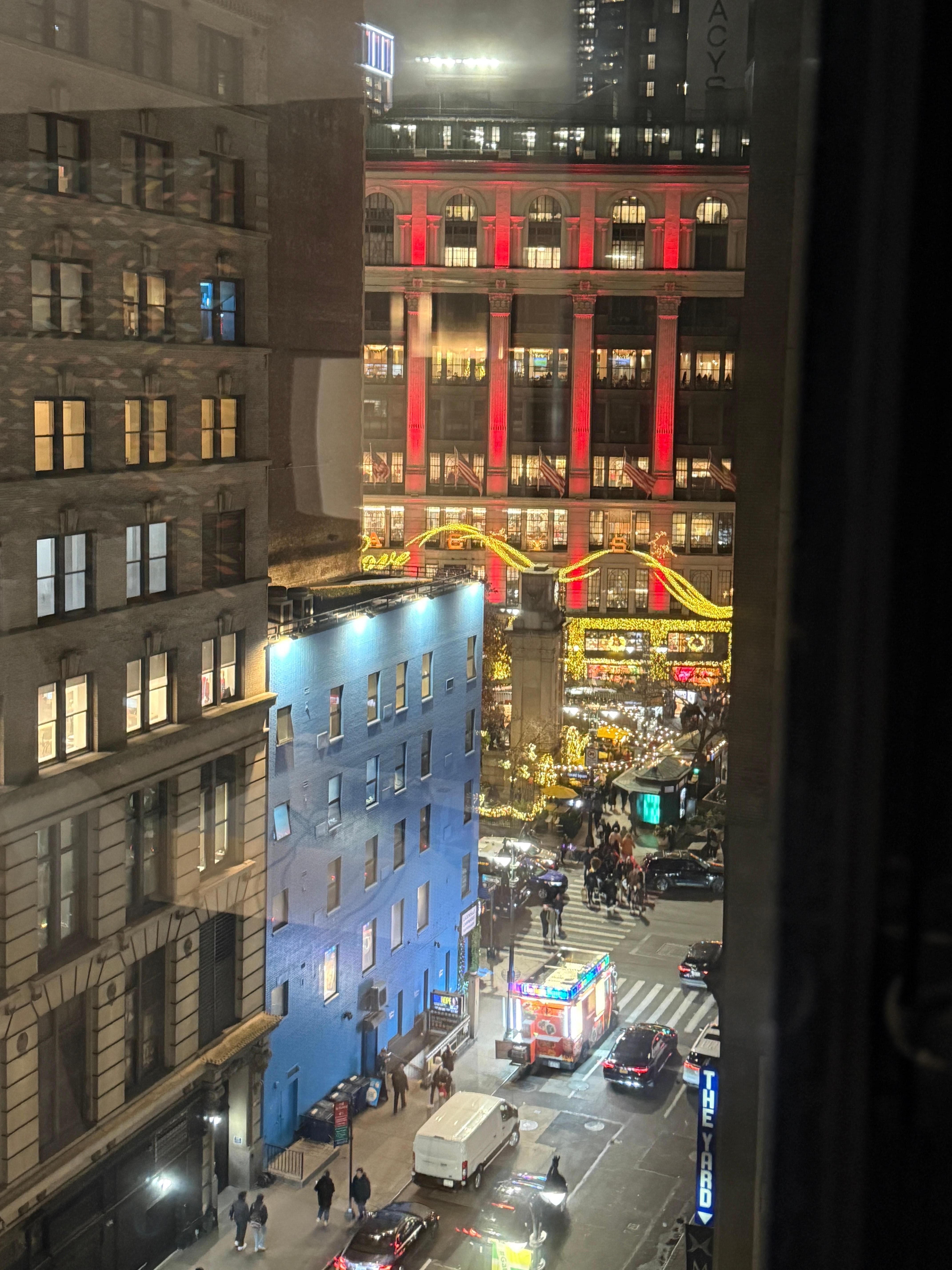 Can see Macys. 10th floor window