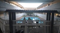 Piscina na Ɣrea interna