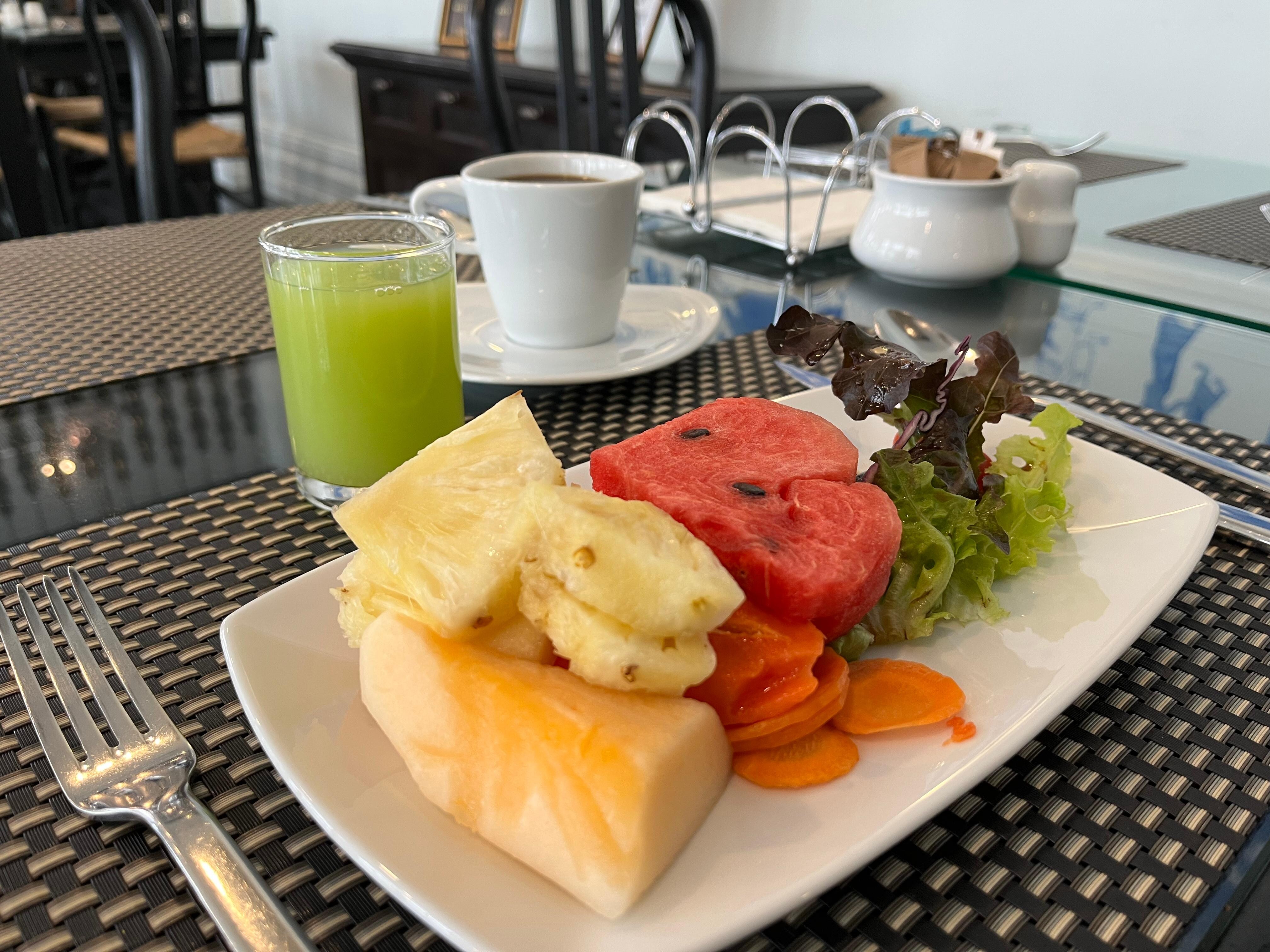 Breakfast included, lots of fresh fruits and salad items offered daily