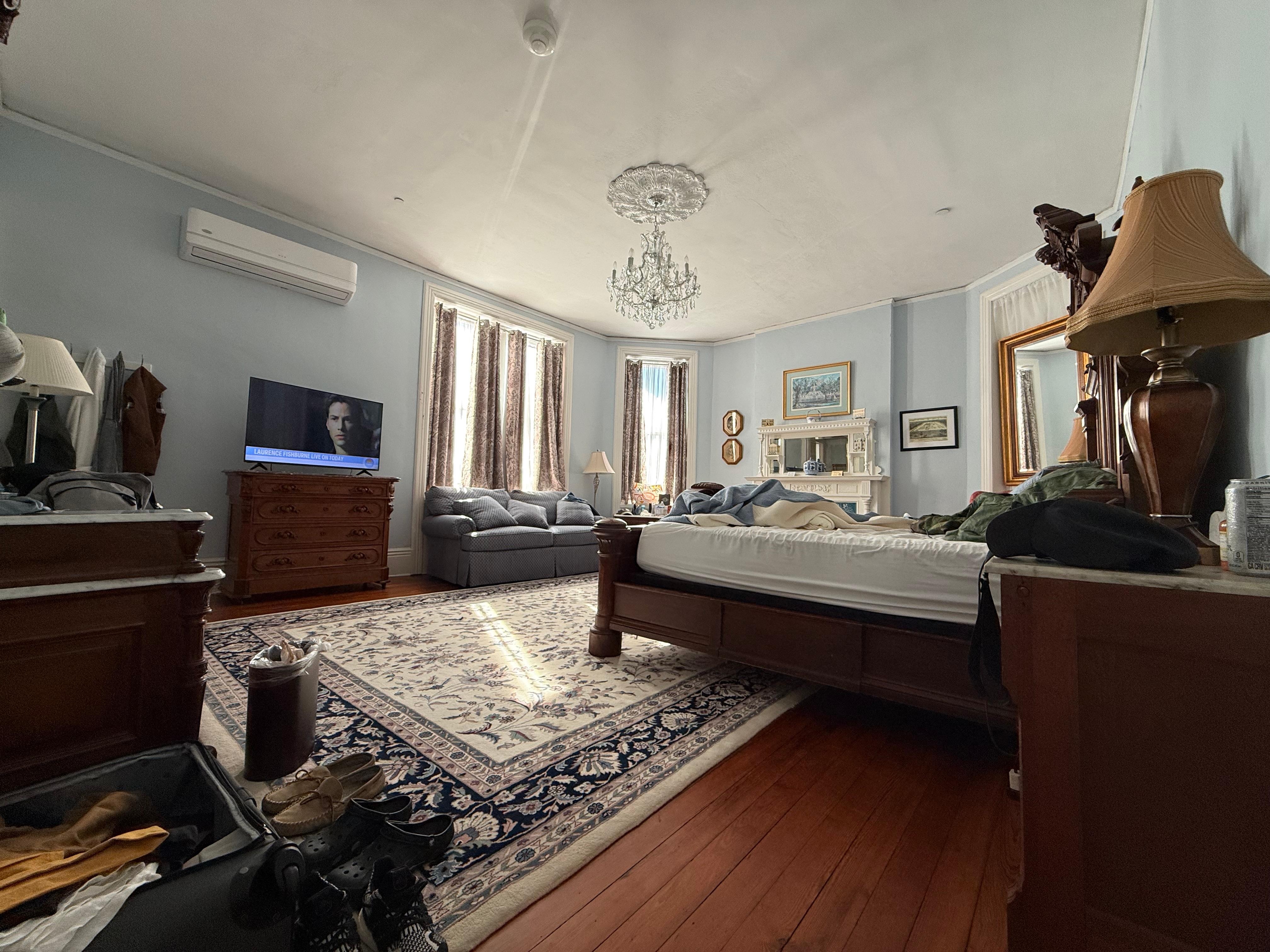 Room #305 was simply Amazing!