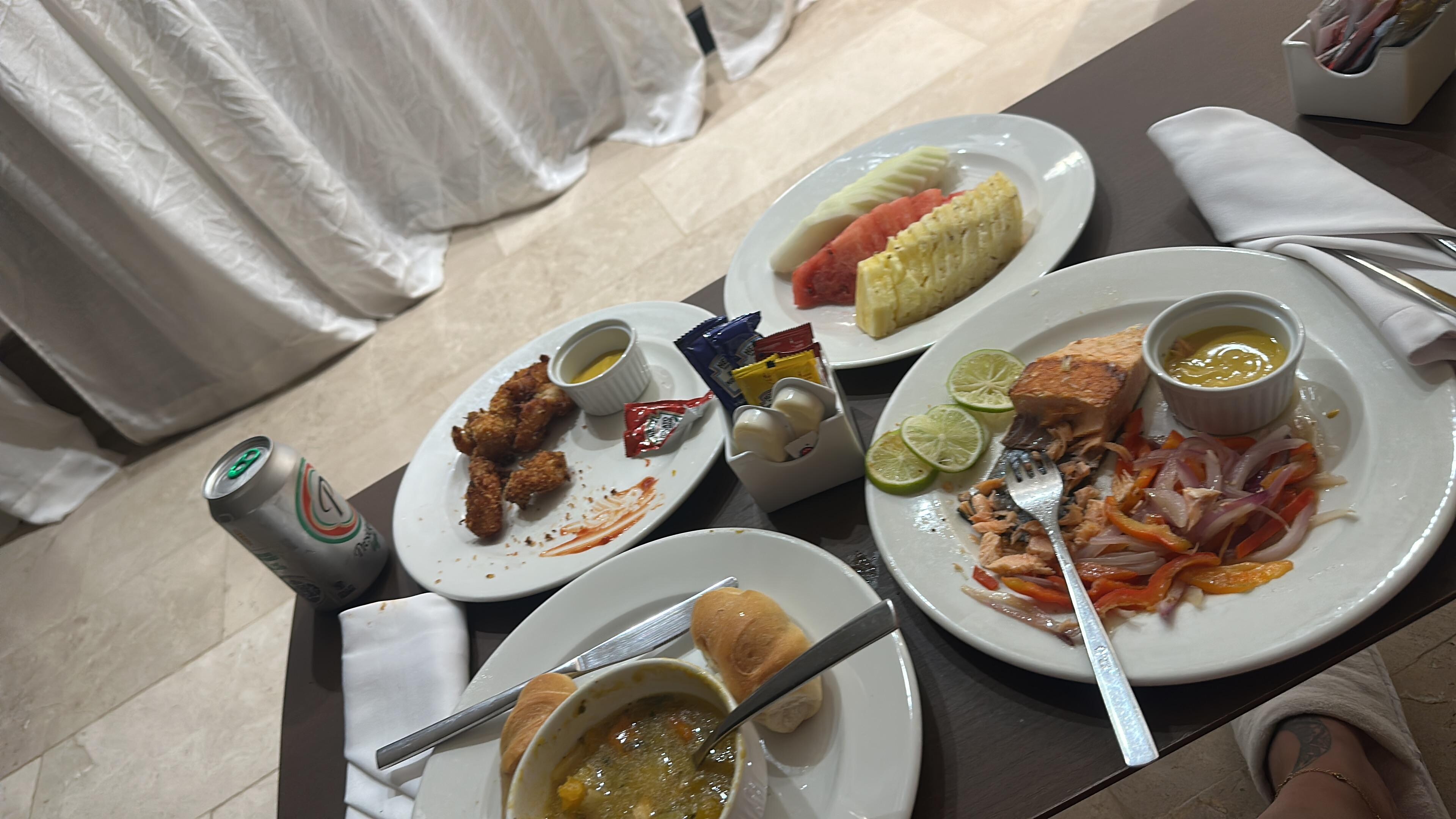 Room service 24/7
