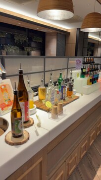 アルコール、17時30分から20時30分まで小さめな紙コップで無料でいただけました!