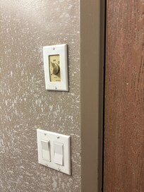 Knob for jets?
