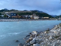 Easy walk to the river.