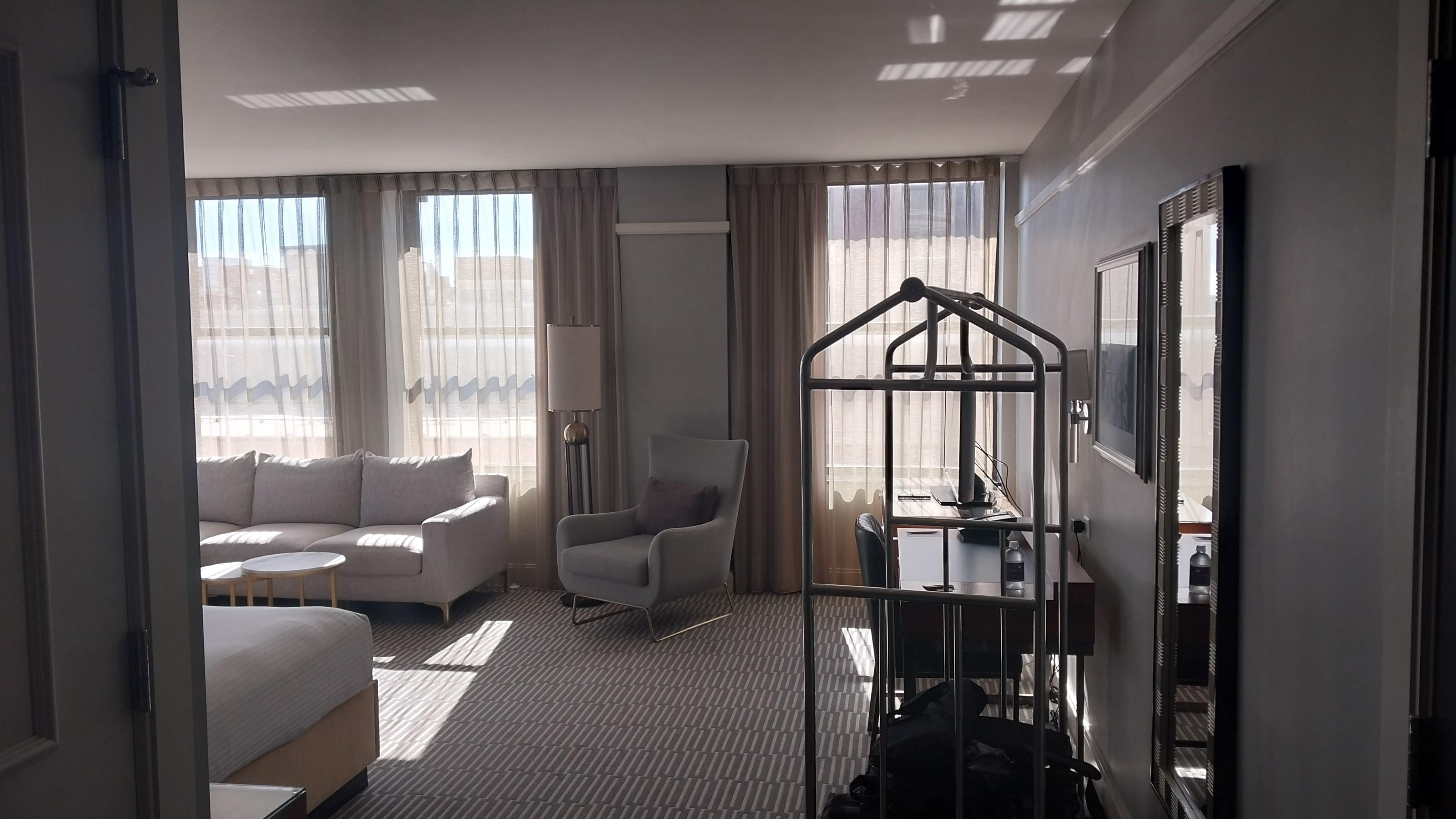 Executive room, corner.