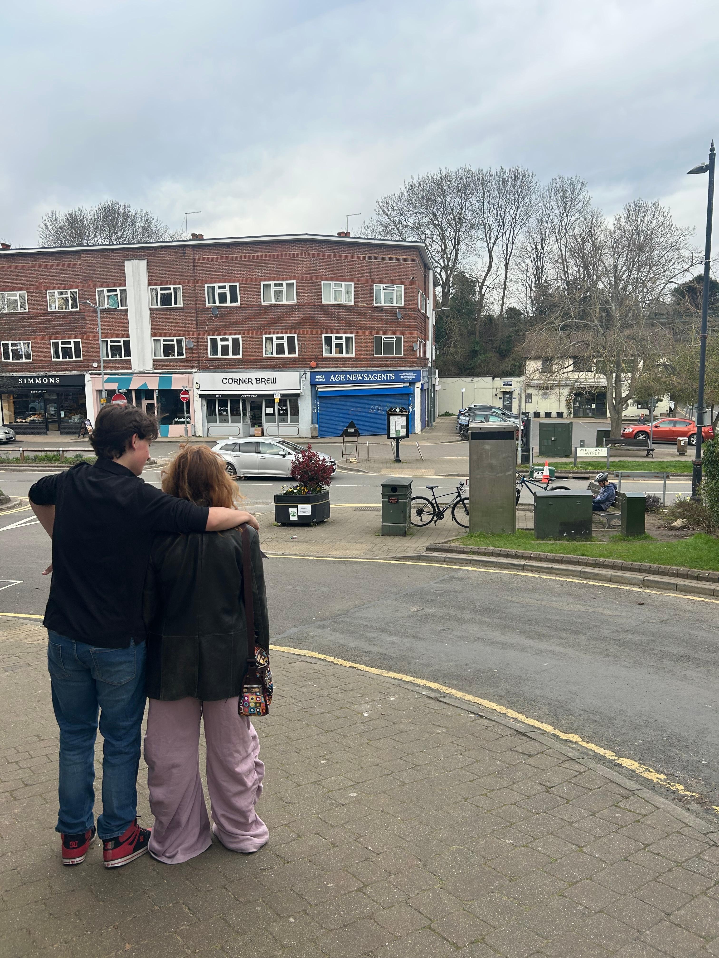 A view of the Chorleywood high Street. Lots of amazing cafés and food options that are right next to the place. Nisa local across the street has some incredible frozen dinner options from custom chefs.
