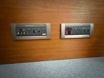 接続端子が幾つもあって有用