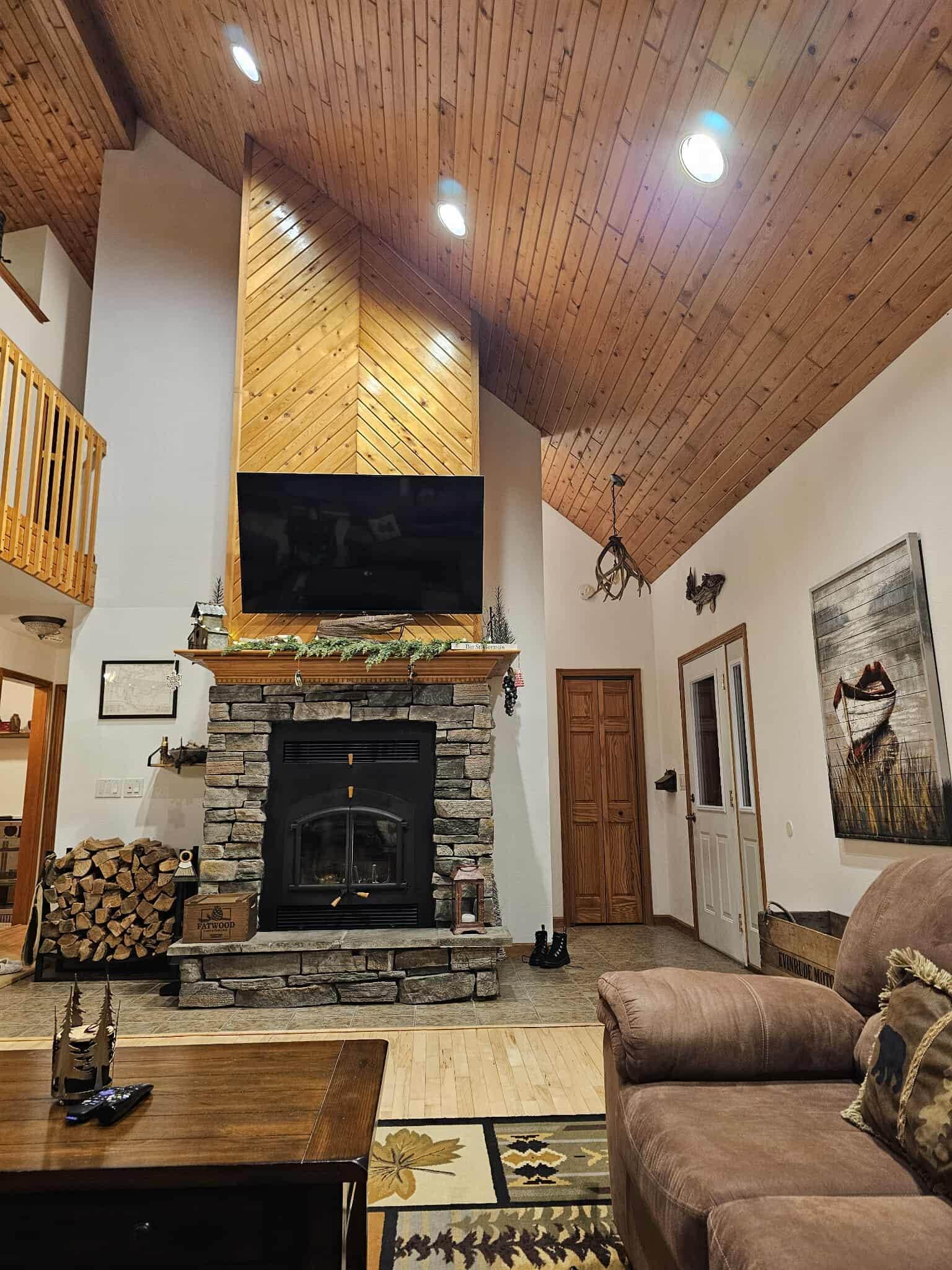 upstairs sitting area
