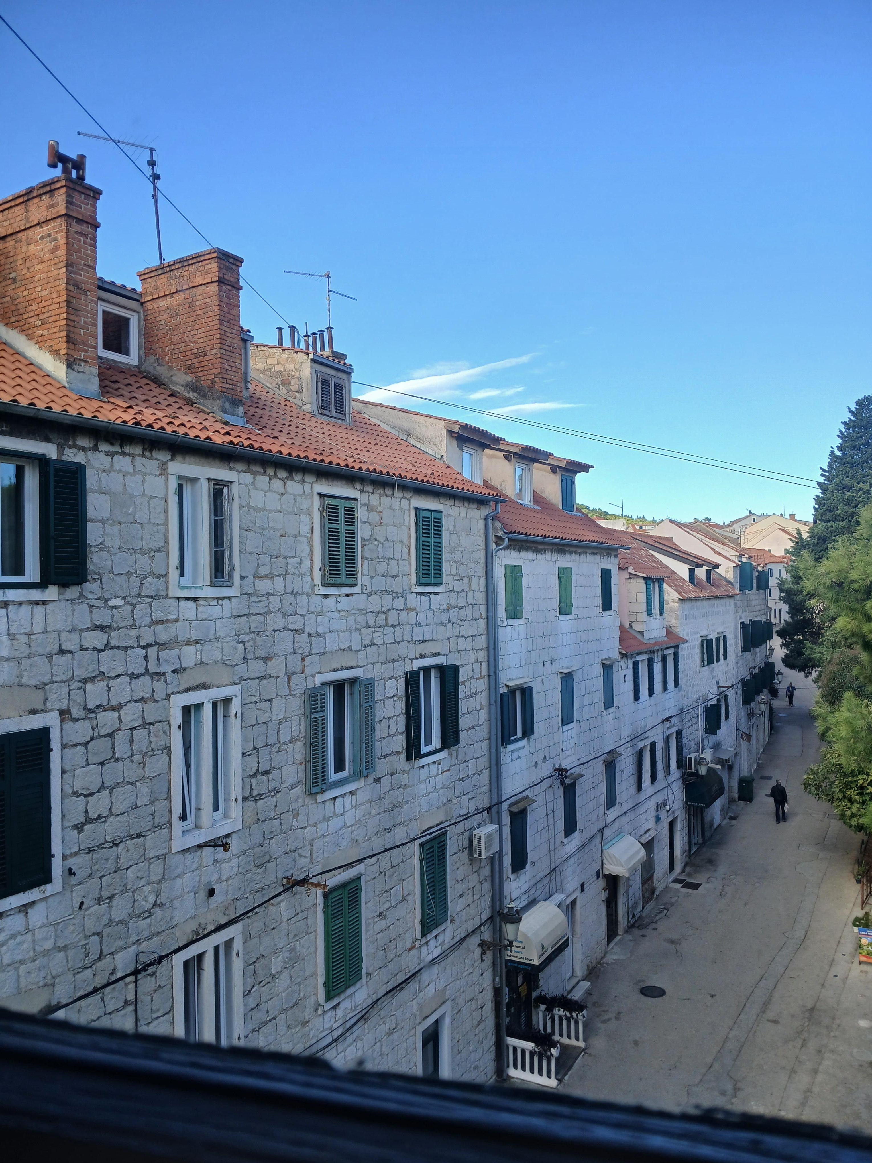 Straße vor dem Haus 