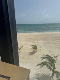 White bay dining
