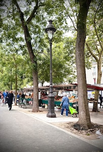 The vast selection of fresh offerings at the vi-weekly farmers market is an attraction of itself.