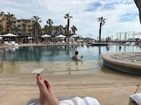 relaxing pool time with a cocktail!