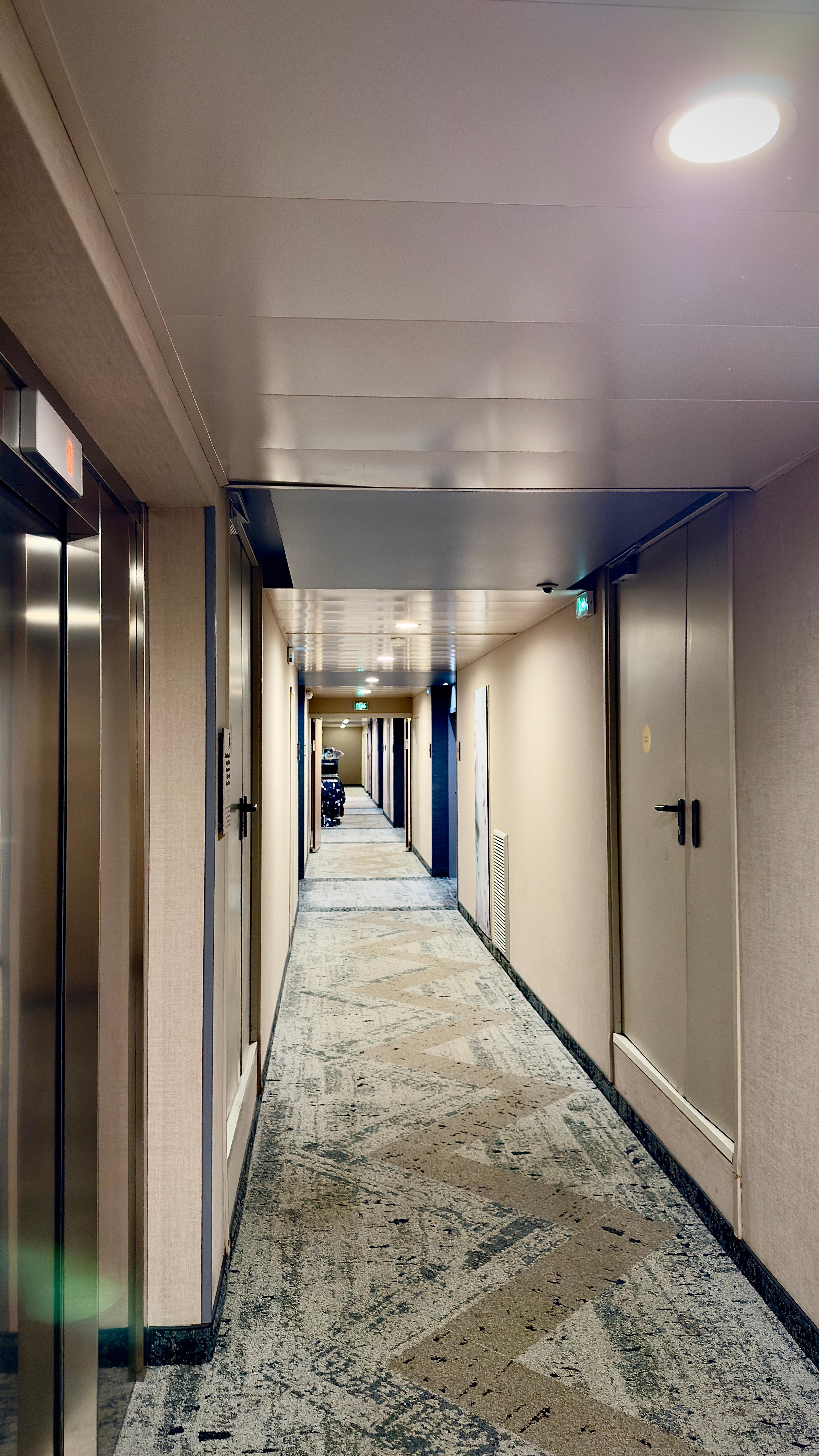 The ninth floor corridor.