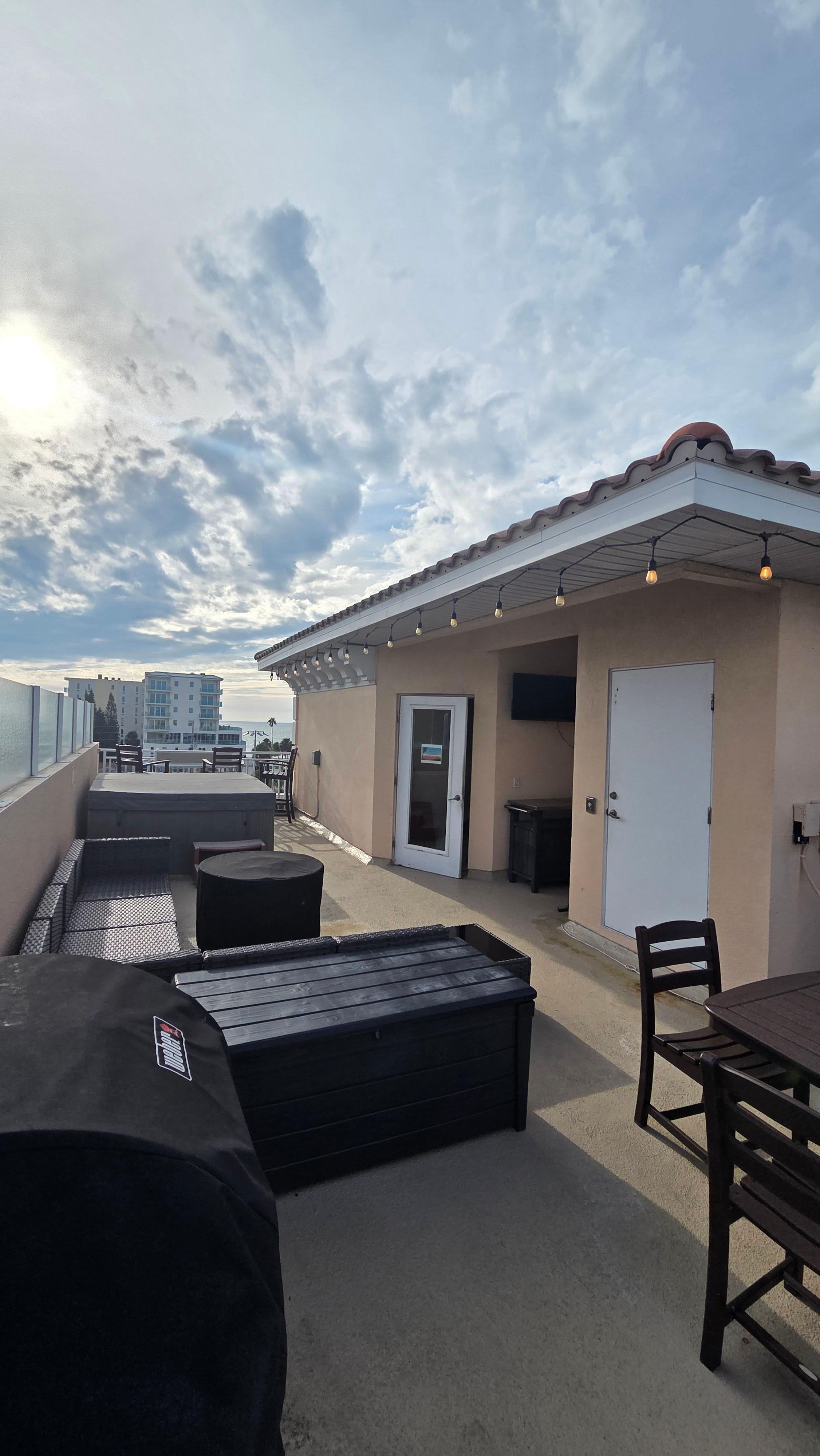Rooftop patio facing West