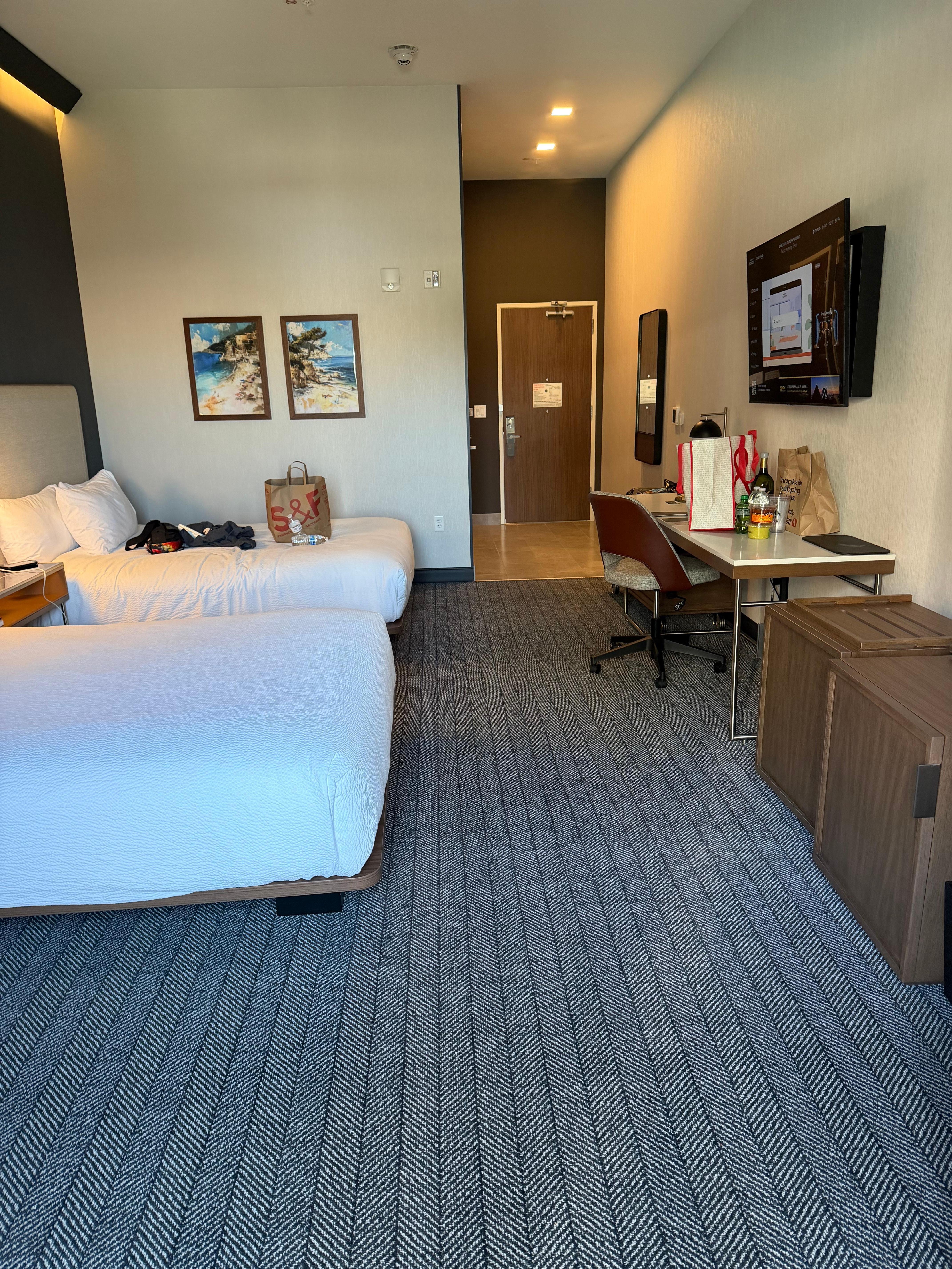 2 queen bed suite
