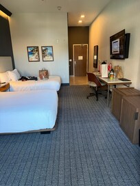 2 queen bed suite