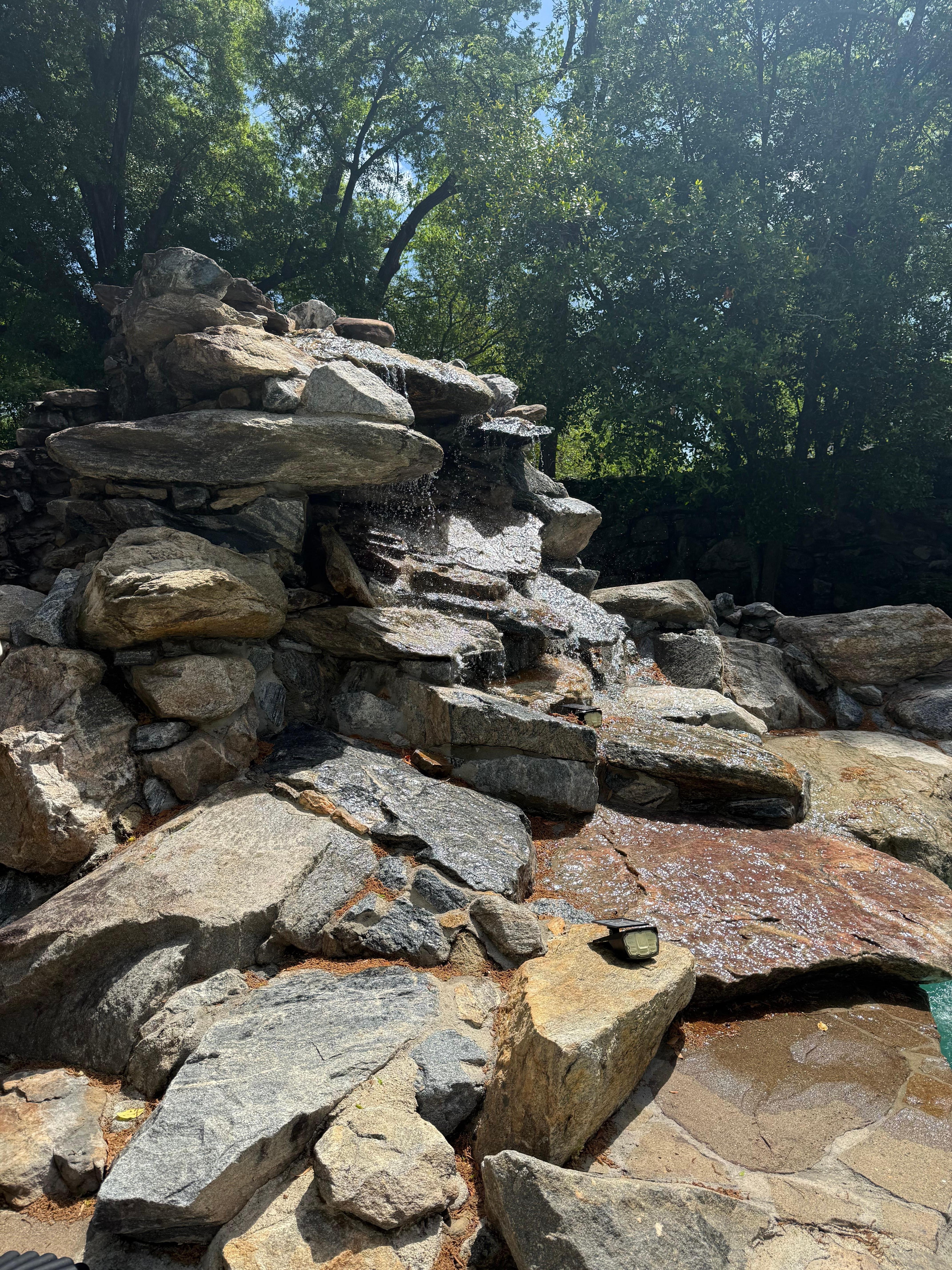 Water fountain was peaceful to listen too. 