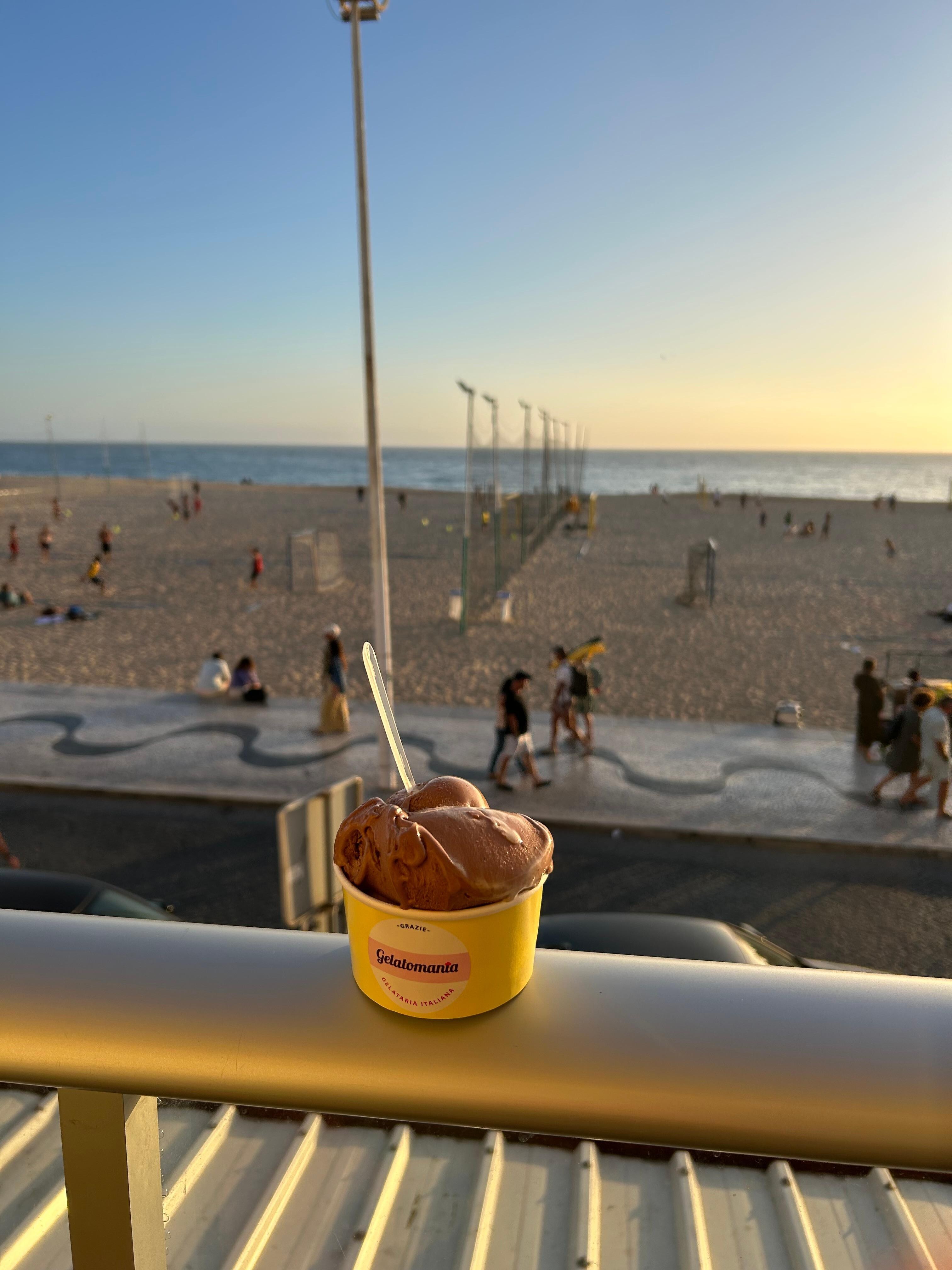 From the 2nd floor balcony available to guests 👍🏻