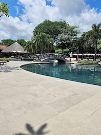 Adult/Club Rooms pool