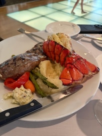 Copper room, Steak & Lobster
