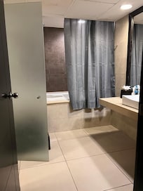 Masters bedroom bathroom