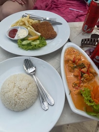 Lunch. Rödcurry kyckling