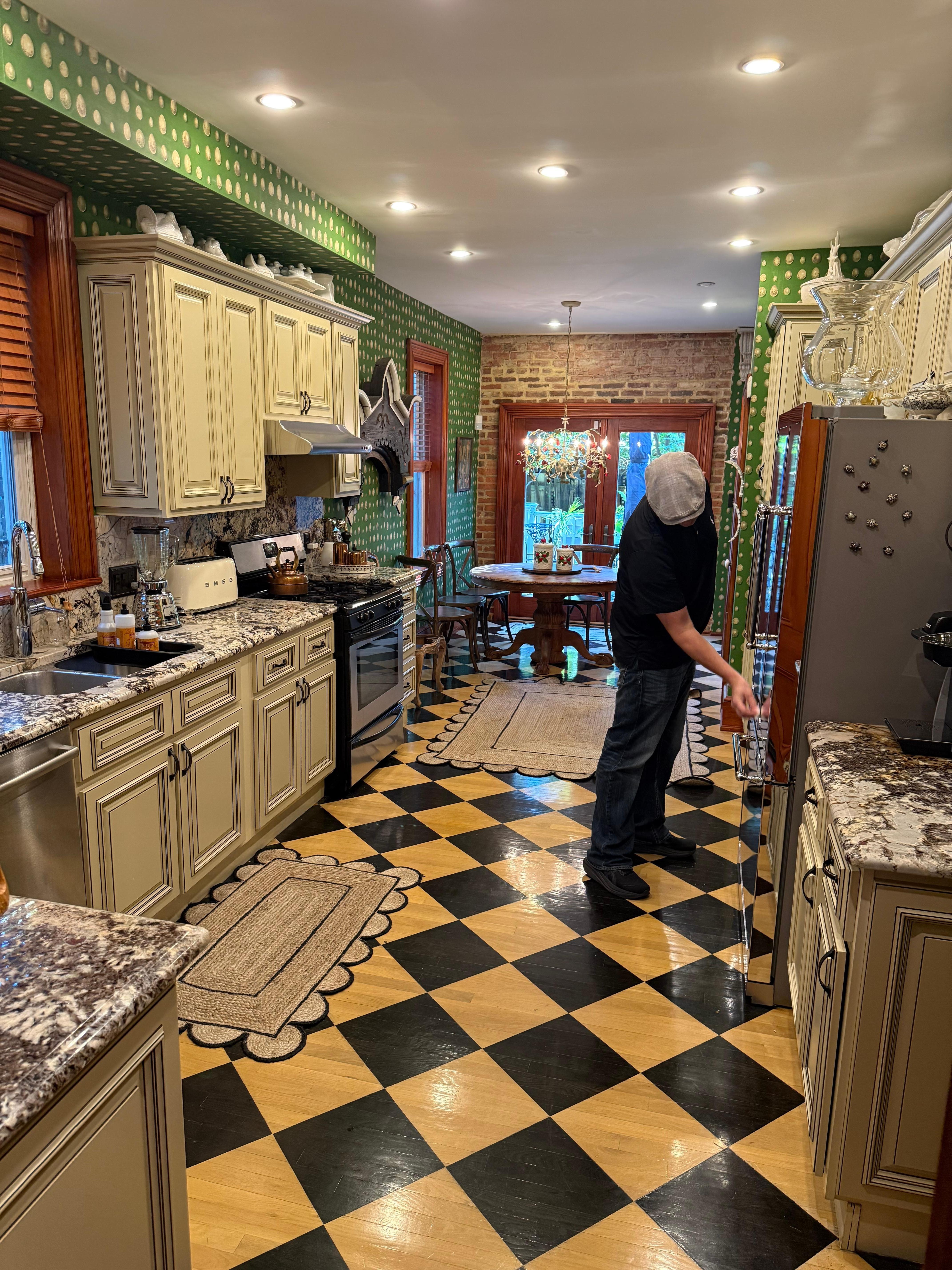 The kitchen had everything we needed. 