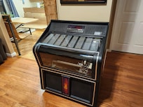 Jukebox.
Fun nostalgia.