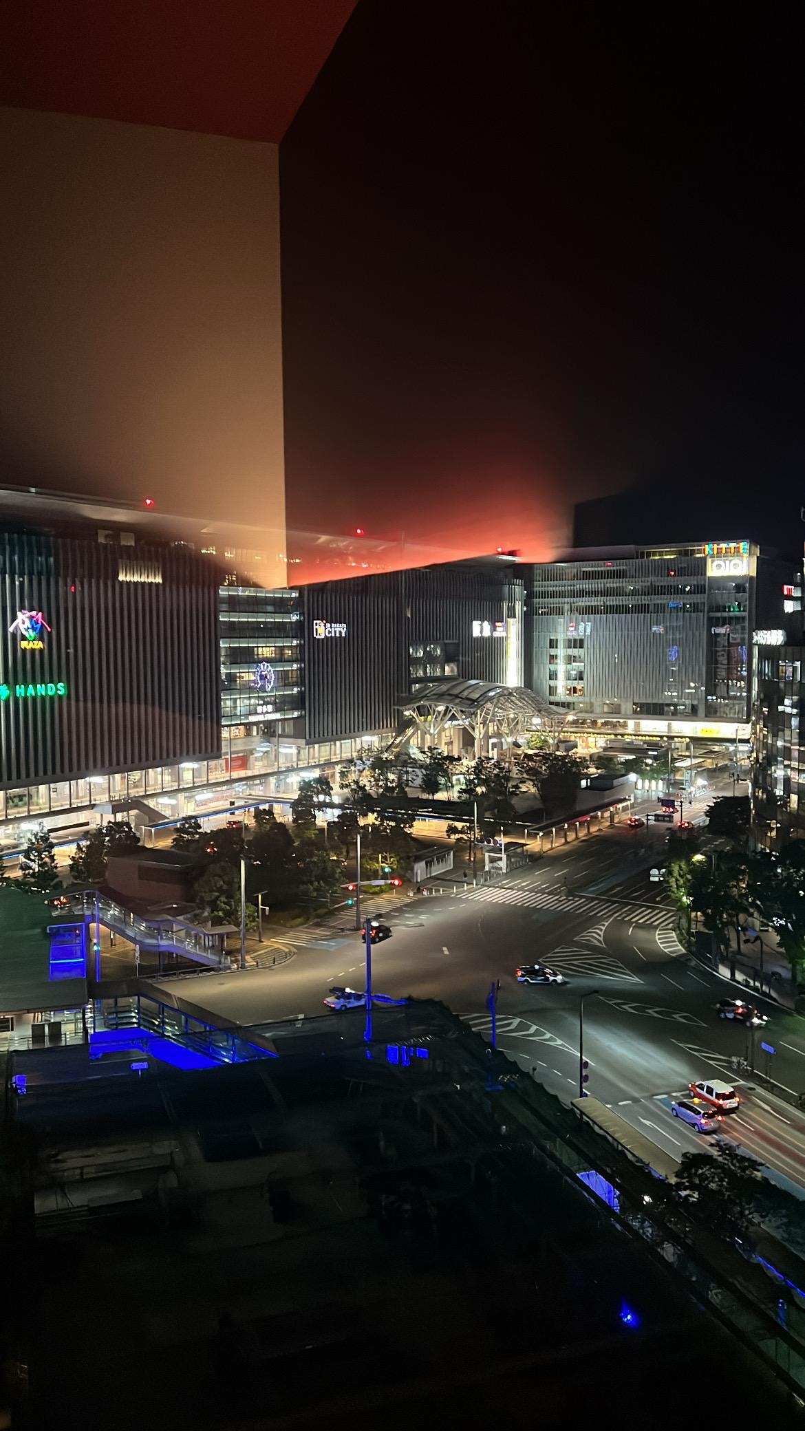 窗外夜景不錯