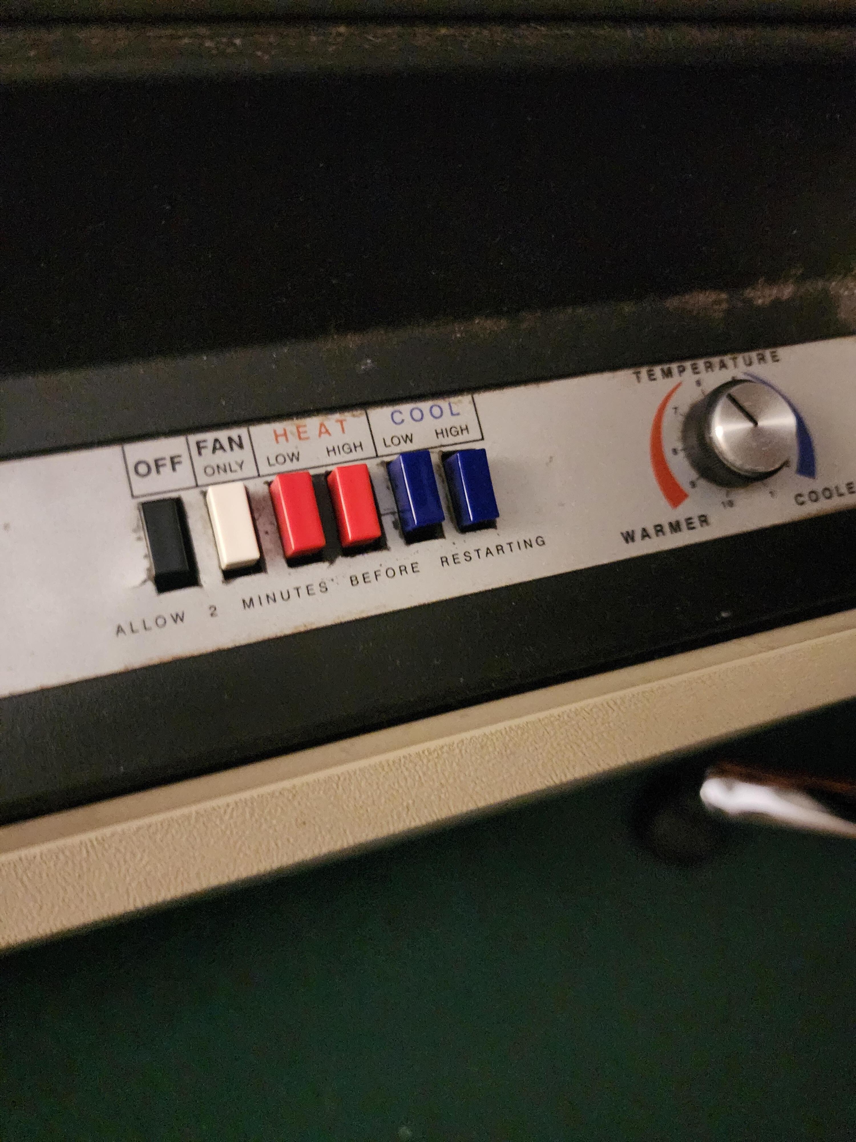 Ac unit out of my 80s childhood