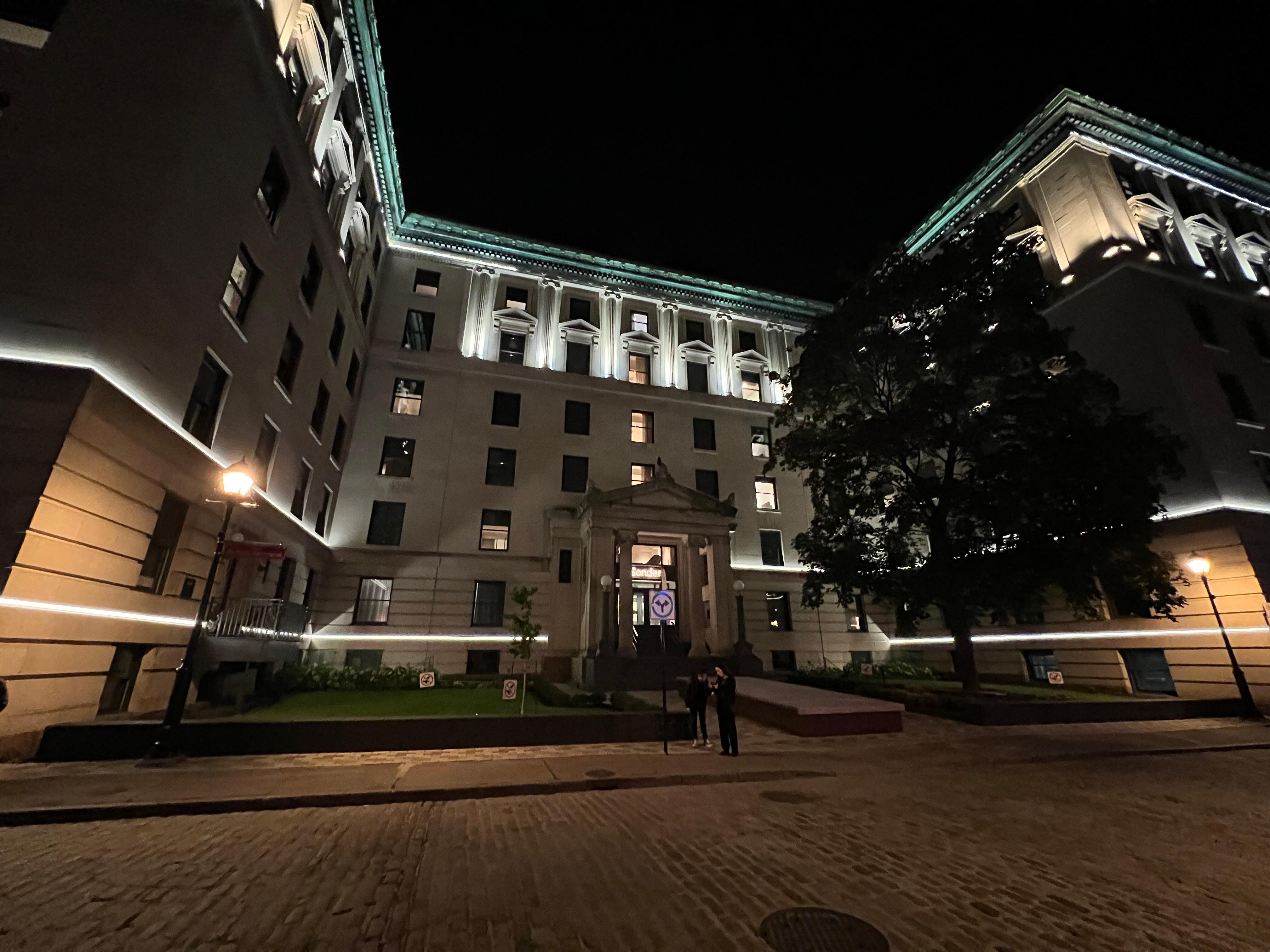 front view of property 