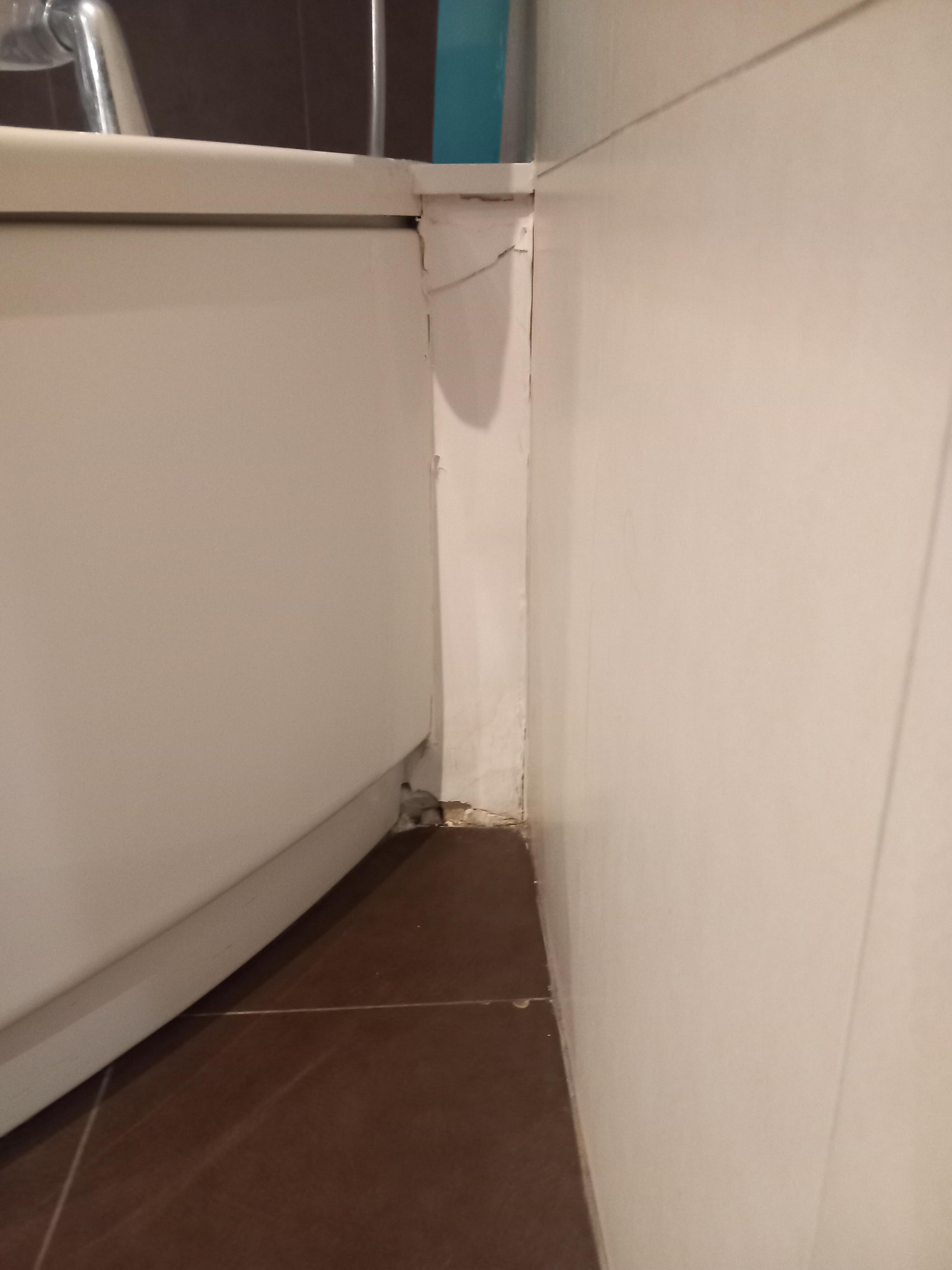 Peinture à refaire