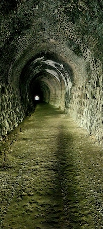 Tunnel hill