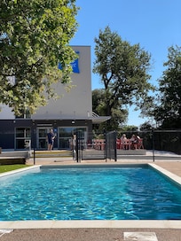 Vue de la petite piscine