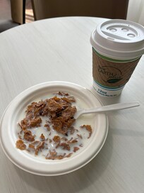 Quick breakfast and coffee 🥰