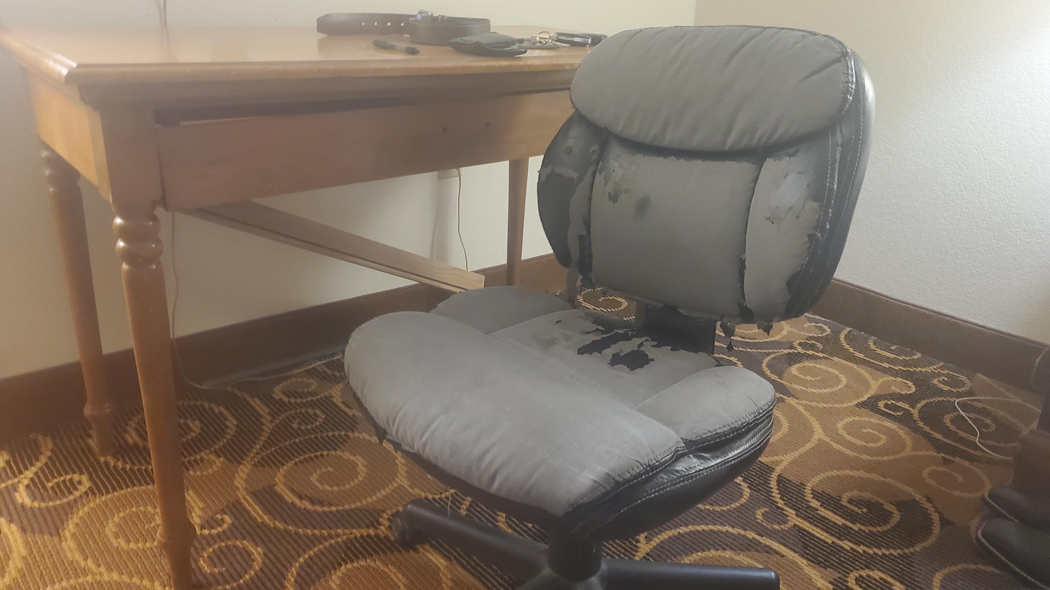 Desk & chair