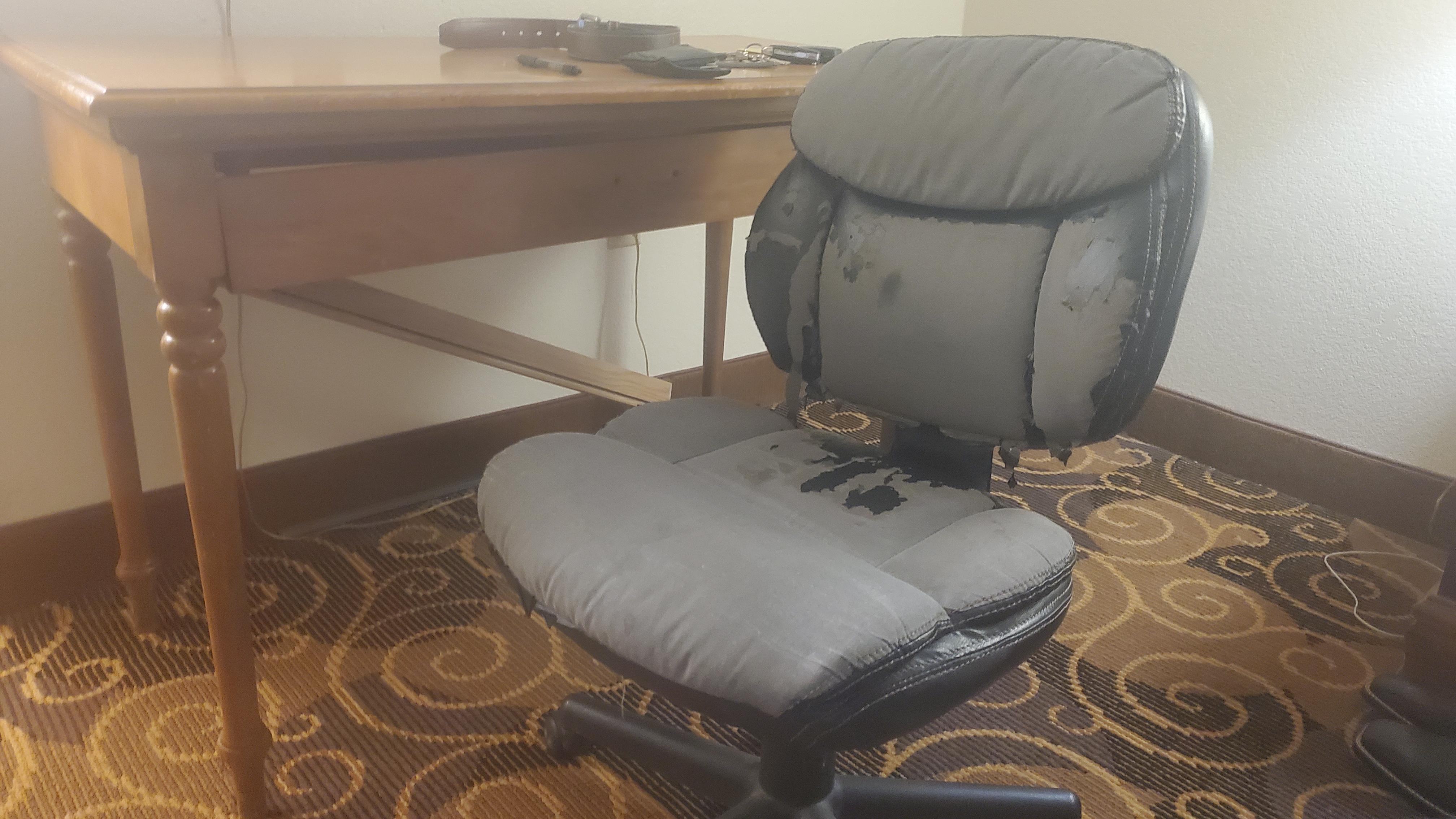 Desk & chair