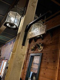 Mason Bar for dinner/drinks