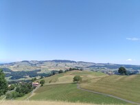 Vue à 15mn à pied du logement Im Bergli